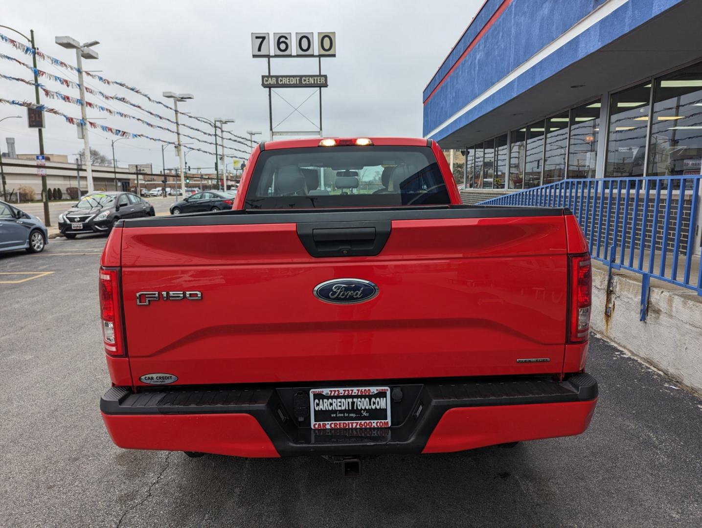 2015 RED Ford F-150 XL SuperCab 6.5-ft. Bed 2WD (1FTEX1CF5FF) with an 5.0L V8 engine, 6-Speed Automatic transmission, located at 7600 S Western Ave., Chicago, IL, 60620, (773) 918-3980, 0.000000, 0.000000 - Photo#3